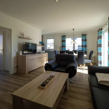 Holiday home Ostseekueste 16